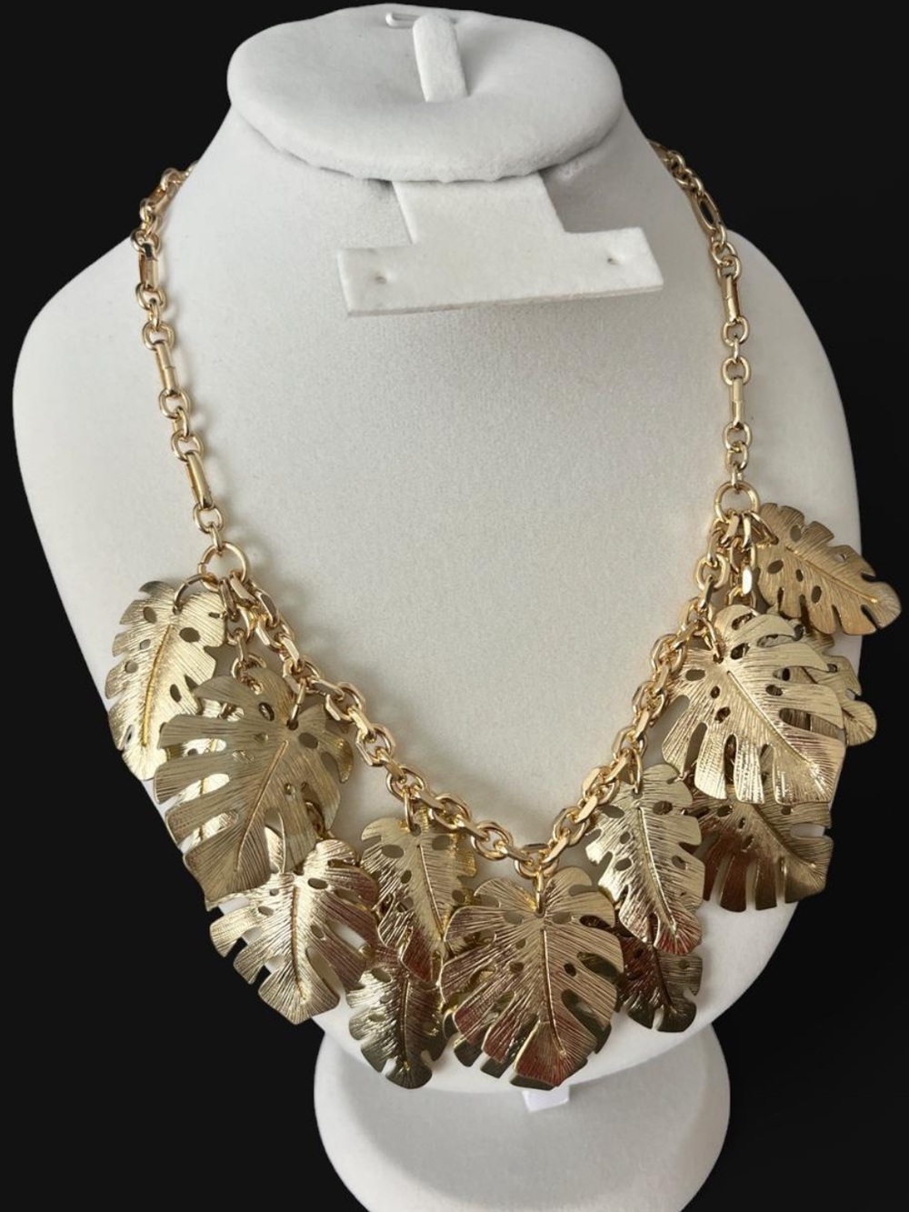 NWT Lilly Pulitzer MONSTERA Palm Leaf Necklace RETAIL $88